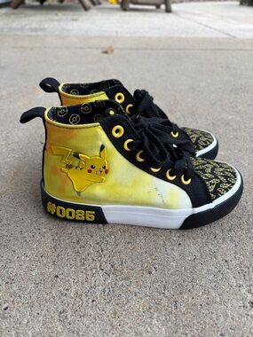 Kids Yellow Pikachu High-Top Sneakers with Black Accents